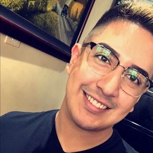 Meet your Posher, Darian